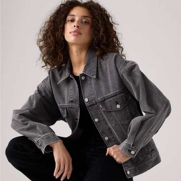 Levi’s 90s Trucker Jean Jacket - Picture 1 of 3